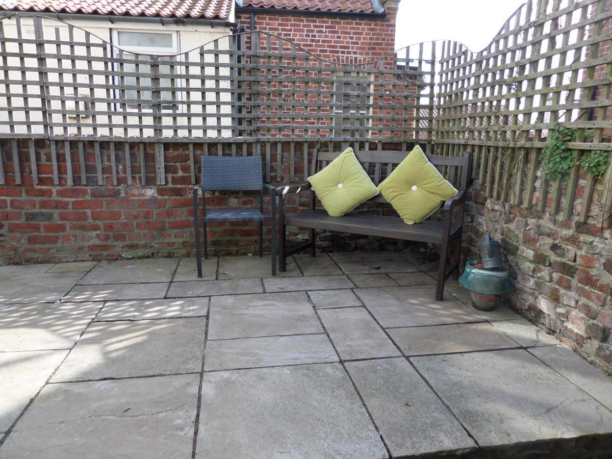 Award Winning Pet Friendly Paddock Cottage Whitby Eksteriør billede