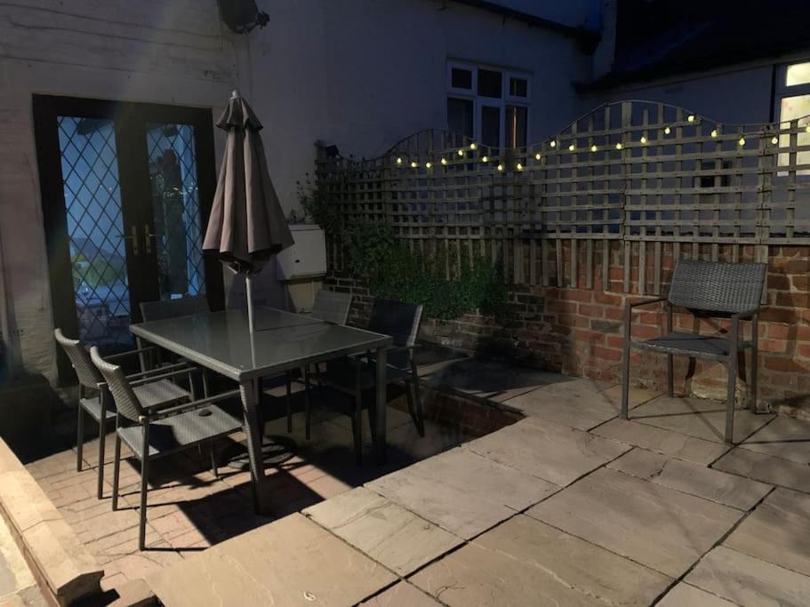 Award Winning Pet Friendly Paddock Cottage Whitby Eksteriør billede