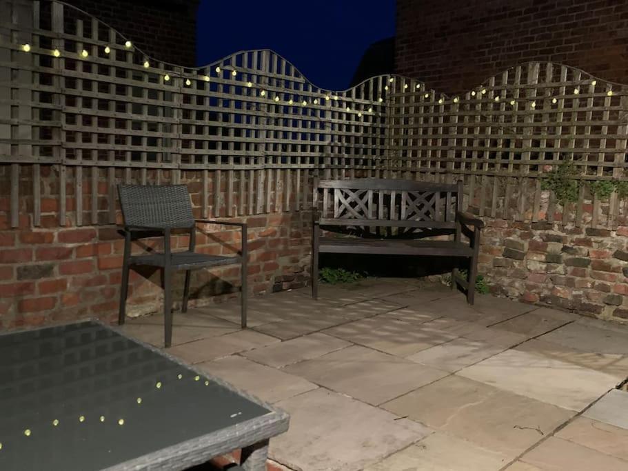 Award Winning Pet Friendly Paddock Cottage Whitby Eksteriør billede