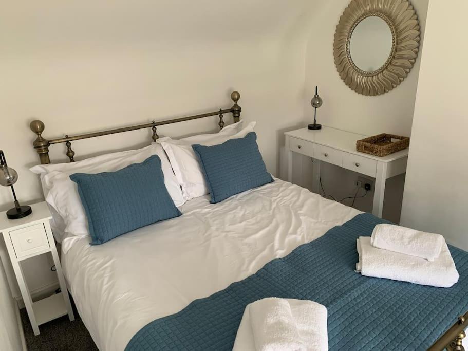Award Winning Pet Friendly Paddock Cottage Whitby Eksteriør billede