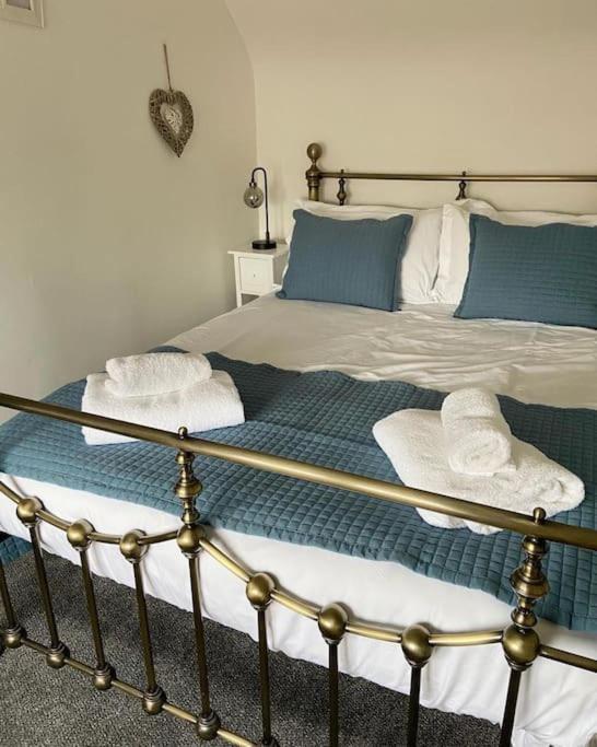 Award Winning Pet Friendly Paddock Cottage Whitby Eksteriør billede