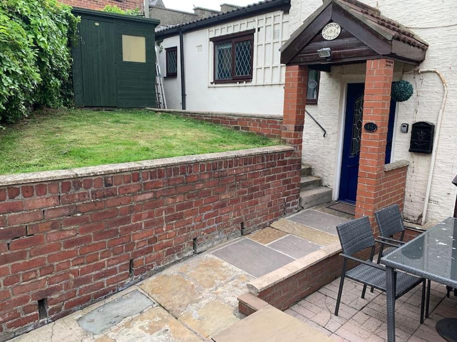 Award Winning Pet Friendly Paddock Cottage Whitby Eksteriør billede