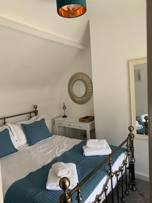 Award Winning Pet Friendly Paddock Cottage Whitby Eksteriør billede