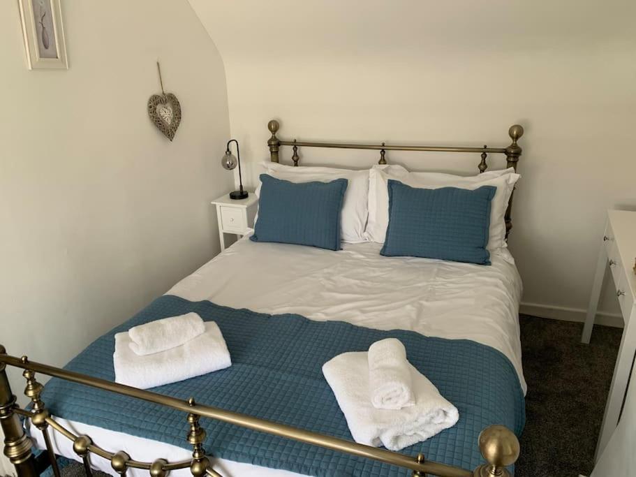 Award Winning Pet Friendly Paddock Cottage Whitby Eksteriør billede
