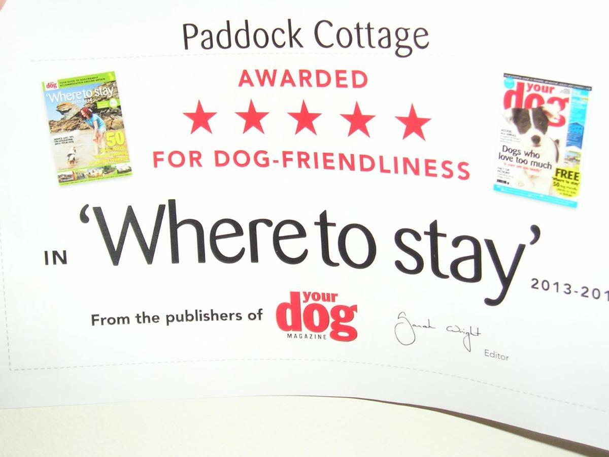 Award Winning Pet Friendly Paddock Cottage Whitby Eksteriør billede